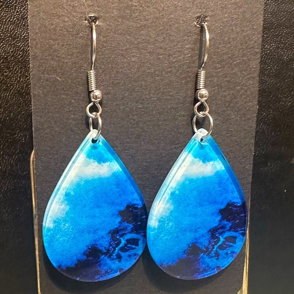 Jewelry - Ocean Dangle Earrings